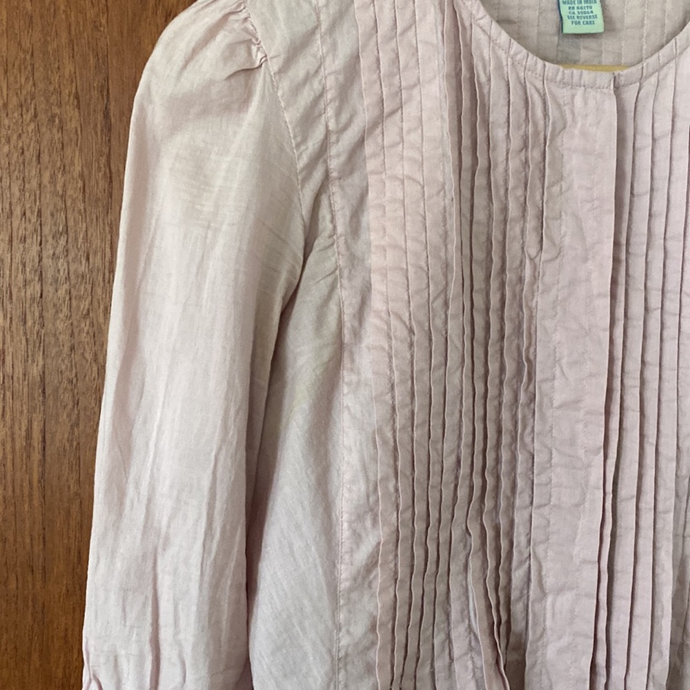Anthropologie Odille pinkish/lavender shirt. Pleated in front and middle back. - Picture 5 of 13